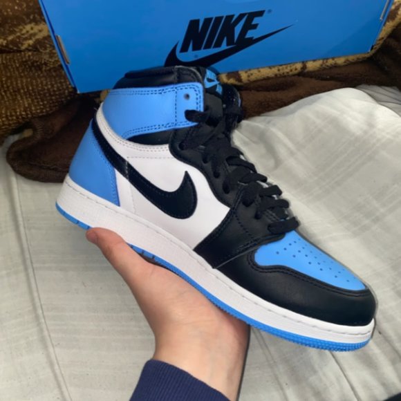 Nike sneakers brand new Air Jordan 1 high og University Blue